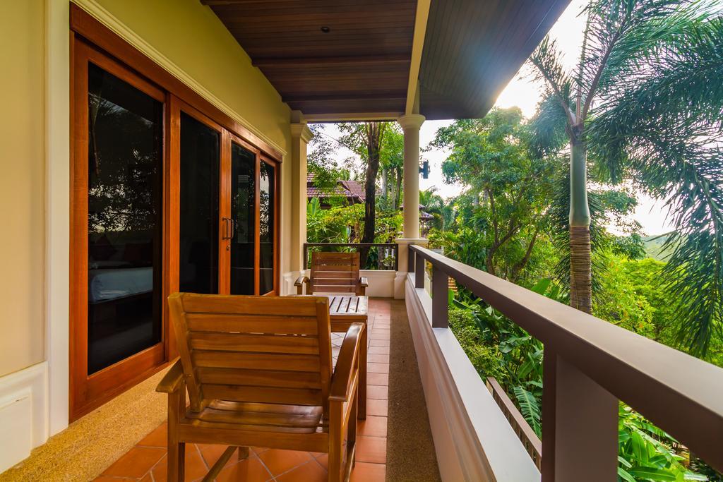 Lakewood Hills Villa By Lofty Phuket Exteriör bild